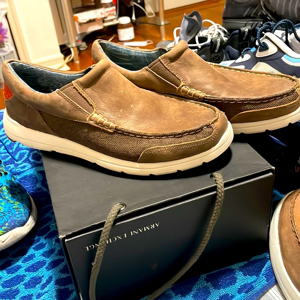 Man’s loafers , size 9, very stylish